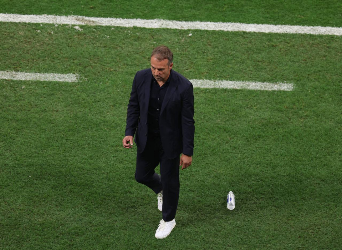 ޖަރުމަނުގެ ކޯޗު ފްލިކް