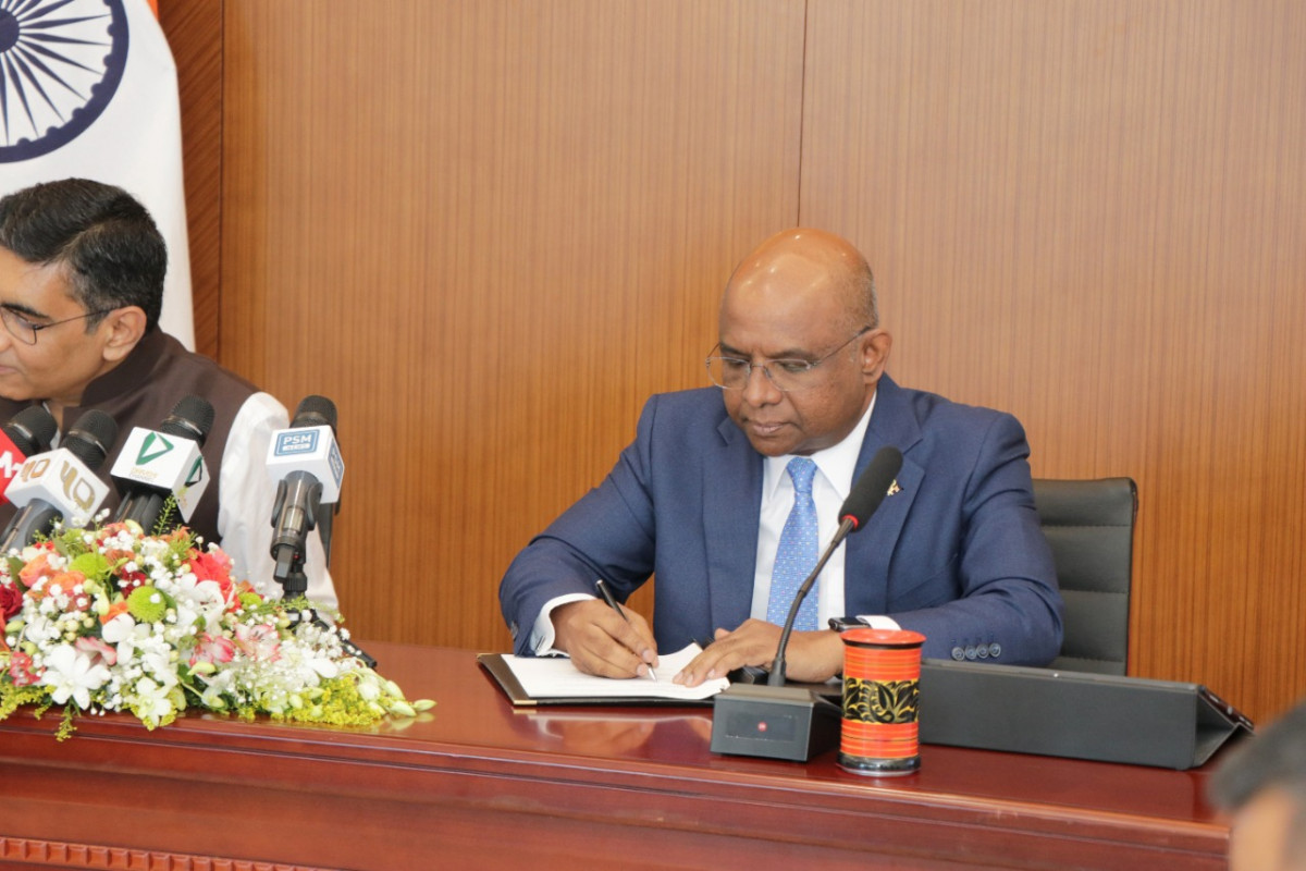 Abdulla Shahid at the ceremony where Maldives and India signed MoUs for seven new High-Impact Community Development Projects