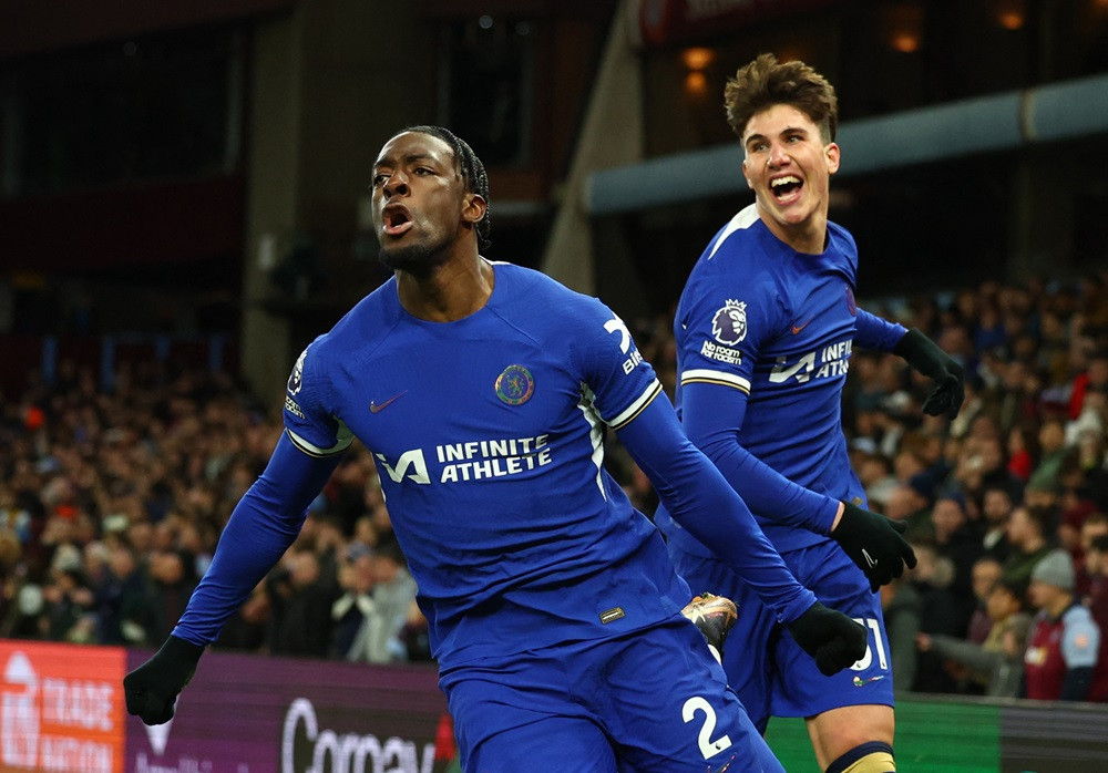 މެޗުގައި ލަނޑު ޖެހުމަށްފަހު ޗެލްސީގެ ކުޅުންތެރިން އުފާ ފާޅުކުރަނީ