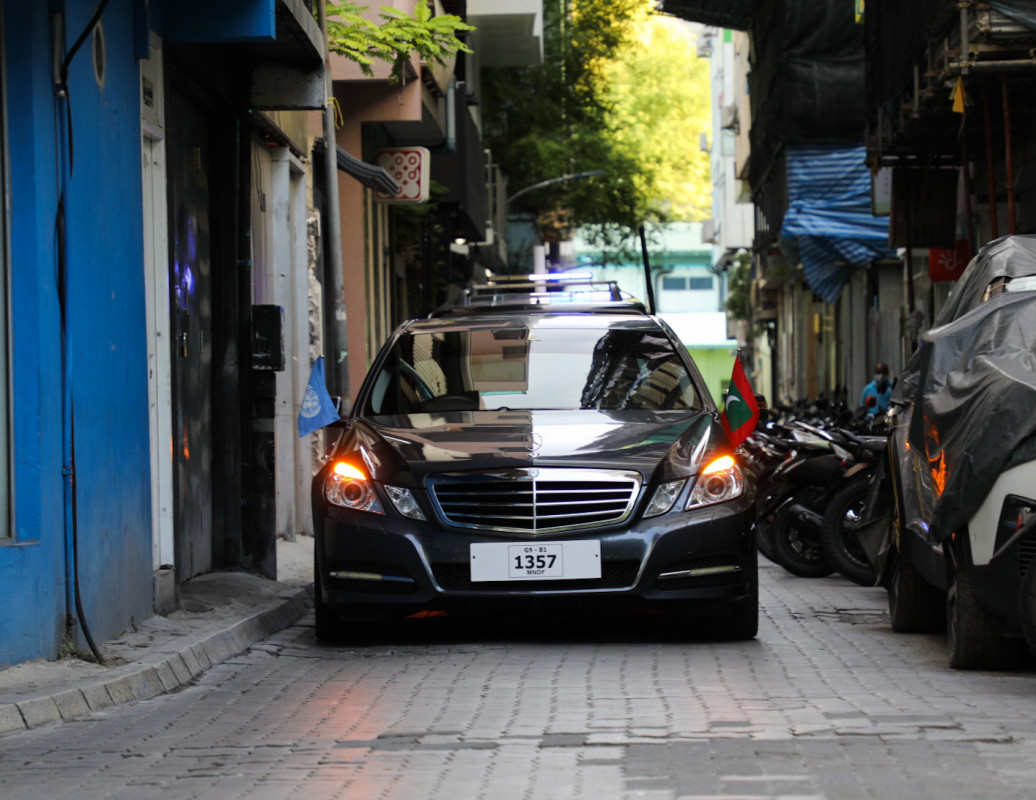 އދ.ގެ އާންމު މަޖިލީހުގެ ރައީސް އަބްދުﷲ ޝާހިދު ރާއްޖެޓީވީގެ ފަށާއިރު ޕްރޮގްރާމަށް ވަޑައިގަންނަވަނީ - ފޮޓޯ: ރާއްޖެއެމްވީ