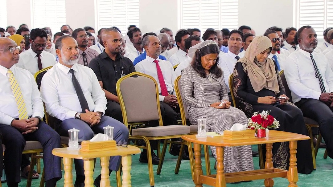 ގައުމީ އެއްބައިވަންތަކަމުގެ ދުވަހުގެ ހަފުލާގައި ބައިވެރިވި ގިނަ މީހުންގެ ލޯތައް ކަރުނައިން ފުރާލި - ފޮޓޯ: ރައީސް އޮފީސް