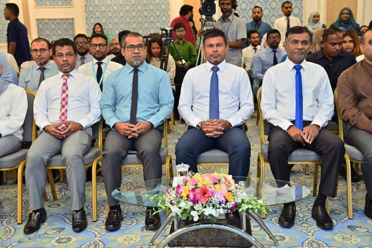 ޚިދުމަތުން ދުރުވެފައިވާ ޞިއްޚީ ޚިދުމަތްތެރިން އަނބުރާ ޚިދުމަތަށް ނެރުމަށް އެކުލަވާލާފައިވާ އުސޫލު އިފްތިތާޙްކުރުން