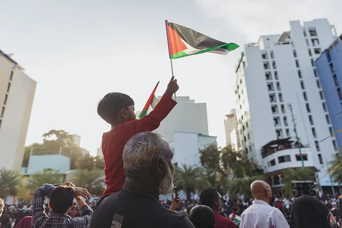 ދިވެހީން ފަލަސްތީނުގެ ރައްޔިތުންނާ އެކު ބޭއްވި އެއްވުމެއްގެ ތެރެއިން