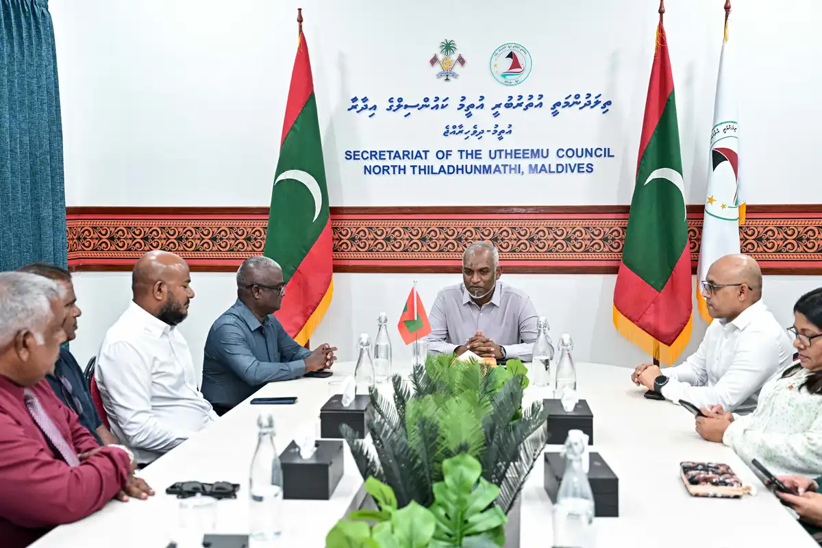 ރައީސުލްޖުމްހޫރިއްޔާ، އުތީމު ކައުންސިލާ، އ.ތ.މ ކޮމިޓީގެ މެންބަރުންނާއި މުއައްސަސާތަކުގެ އިސްވެރިންނާ ބައްދަލުކުރައްވަނީ