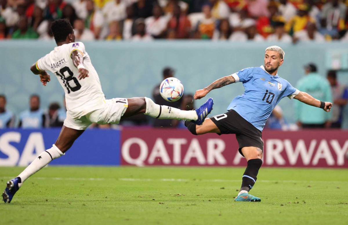 އުރުގުއޭ އަދި ގާނާ ބައްދަލު ކުރި މެޗުގެ ތެރެއިން - ފޮޓޯ: ރޮއިޓާސް