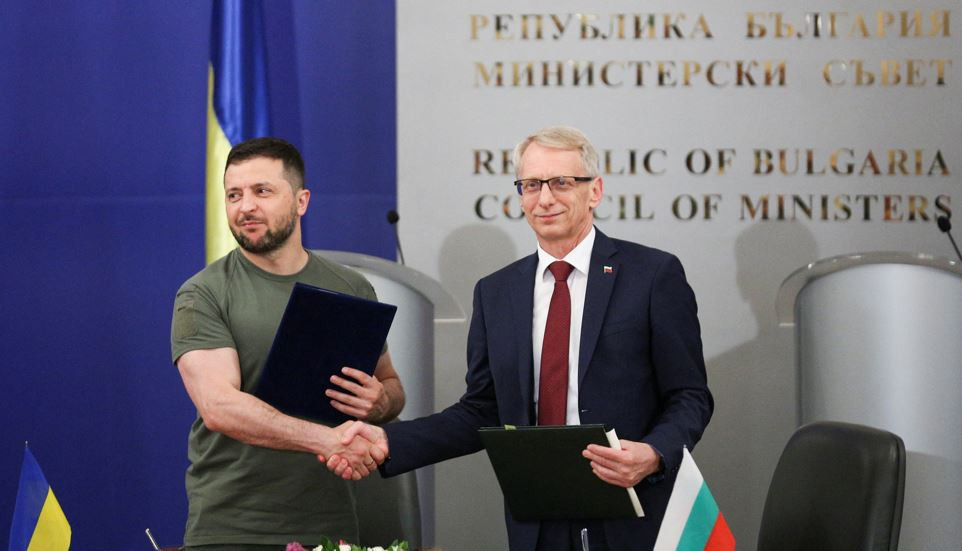 ޔުކްރެއިންގެ ރައީސް ވްލޮޑޮމީރް ޒެލެންކްސީ ބަލްގޭރިއާއަށް ވަޑައިގެންނެވުން