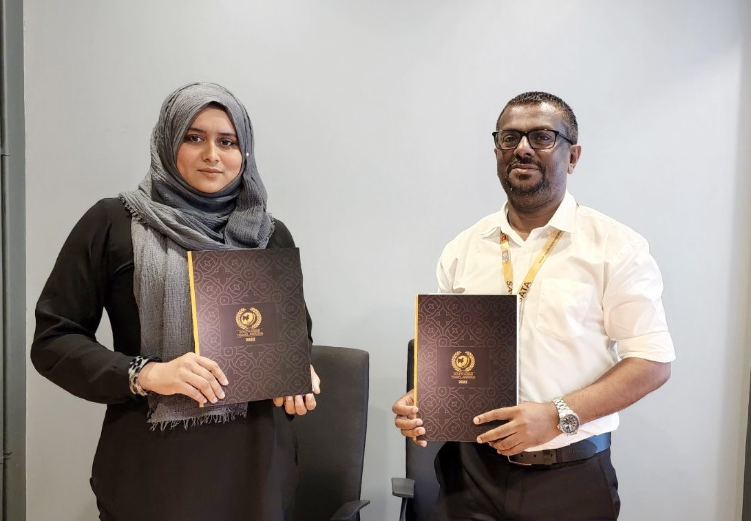 ސާޓާ އެވޯޑުގެ މީޑިއާ ޕާޓްނަރ އެއްބަސްވުމުގައި ސޮއި ކުރުމުގެ ތެރެއިން