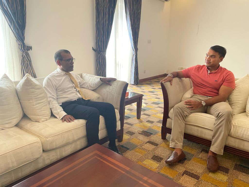 ރައީސް ނަޝީދު ނަމާލު ރާޖަޕަކްސައާ ބައްދަލުކުރައްވަނީ