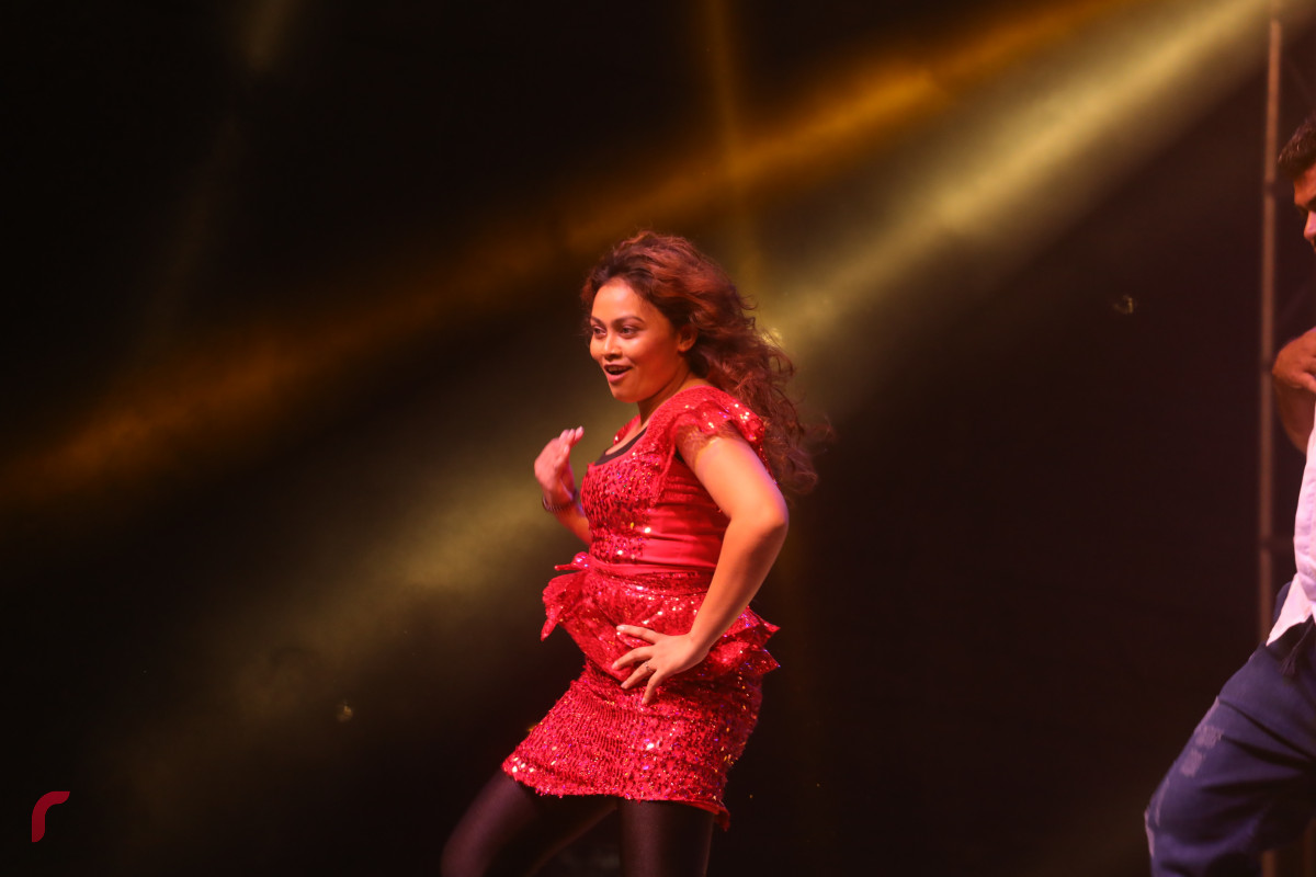 12 އޮގަސްޓު 2019/ހއ.ހޯރަފުށި --ހާއުފާ ޢީދު ޝޯގައި ރިޝްމީ، ރަވީ، ނުޒޫ ގެ އިތުރުން އަޒޭ އާއި ޖުމާ އަދި މަޖޫ ގެ ބަލާ ހިތްވާ ފަދަ ފޯރިގަދަ ނެޝުން ތަކެއް ބެލުންތެރިންނަށް ވަނީ ގެނެސްދީފައި--ފޮޓޯ: ޝުއައިބް މުހައްމަދު