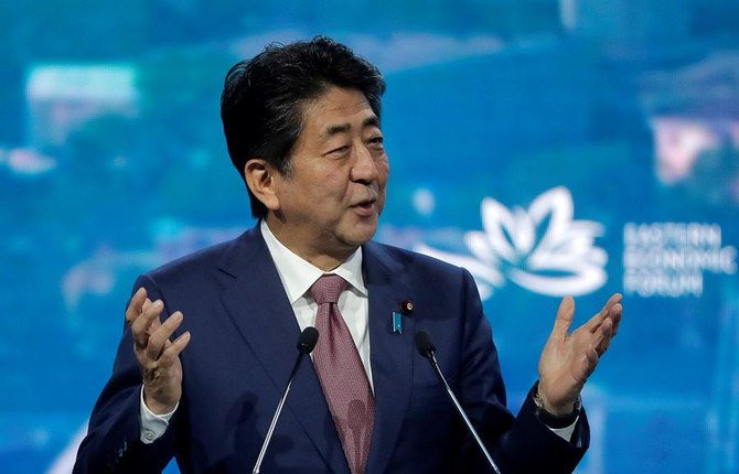 ބަޑީގެ ހަމަލާގައި ފަރުވާ ހޯއްދަވަމުން ގެންދަވަނިކޮށް އަވަހާރަވި ޖަޕާނުގެ ކުރީގެ ބޮޑުވަޒީރު ޝިންޒޯ އަބޭ