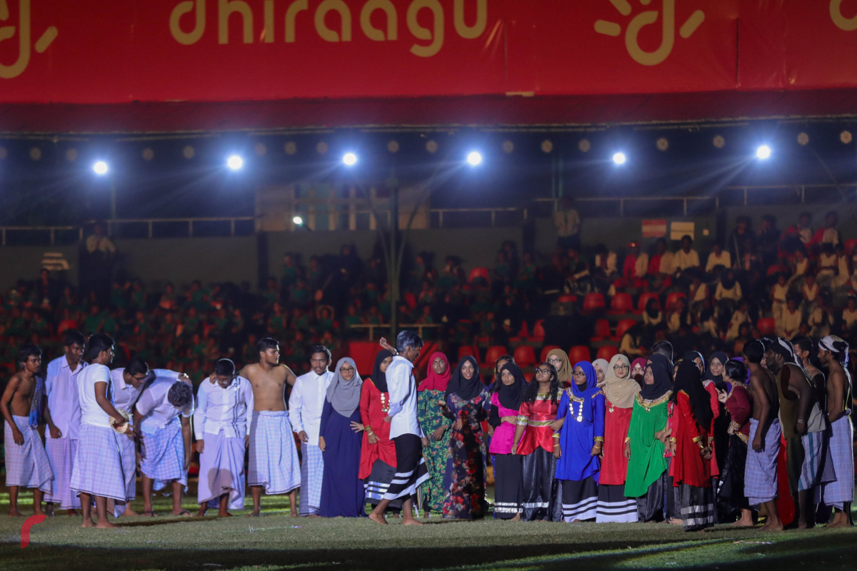 26 ޖުލައި 2019 --މިނިވަން ދުވަހުގެ ރަސްމީ ޕެރޭޑުގެ ހަރަކާތްތައް، ގަލޮޅު ދަނޑުގައި ބޭއްވި ޕެރޭޑް ޝަރަފްވެރި ކޮށްދެއްވީ ރައީސުލް ޖުމްހޫރިއްޔާ އިބްރާހިމް މުހައްމަދު ސޯލިހް-- ފޮޓޯ: ޝުއައިބް މުހައްމަދު