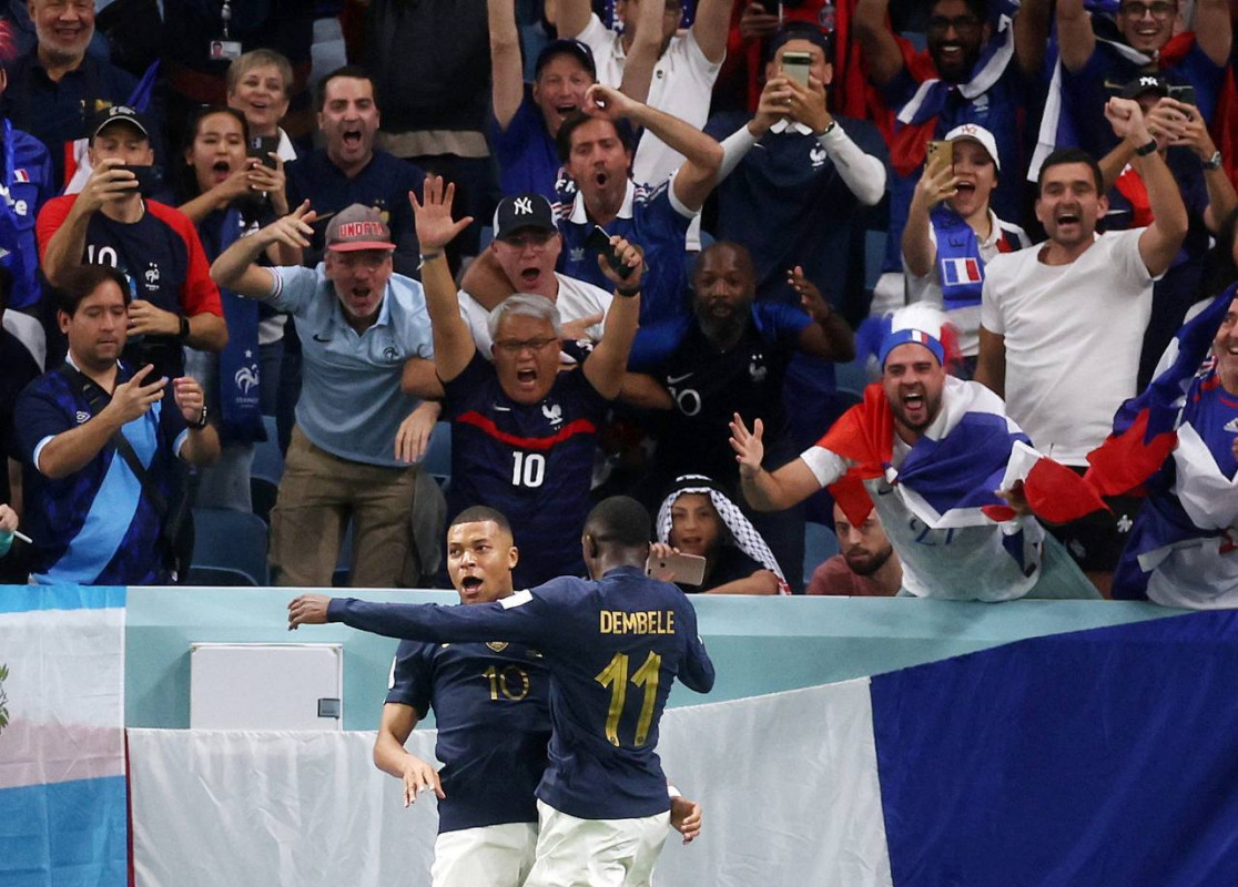 ފްރާންސް އަދި އޮސްޓްރޭލިޔާ ކުޅުނު މެޗުގެ ތެރެއިން - ފޮޓޯ: ރޮއިޓާސް