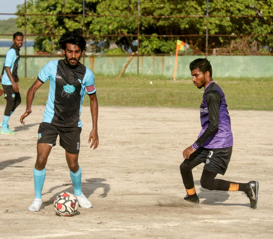 ޔަންގް ޝޫޓަރސްއާއި ލަވެންޑަރ ބައްދަލުކުރި މެޗުގެ ތެރެއިން