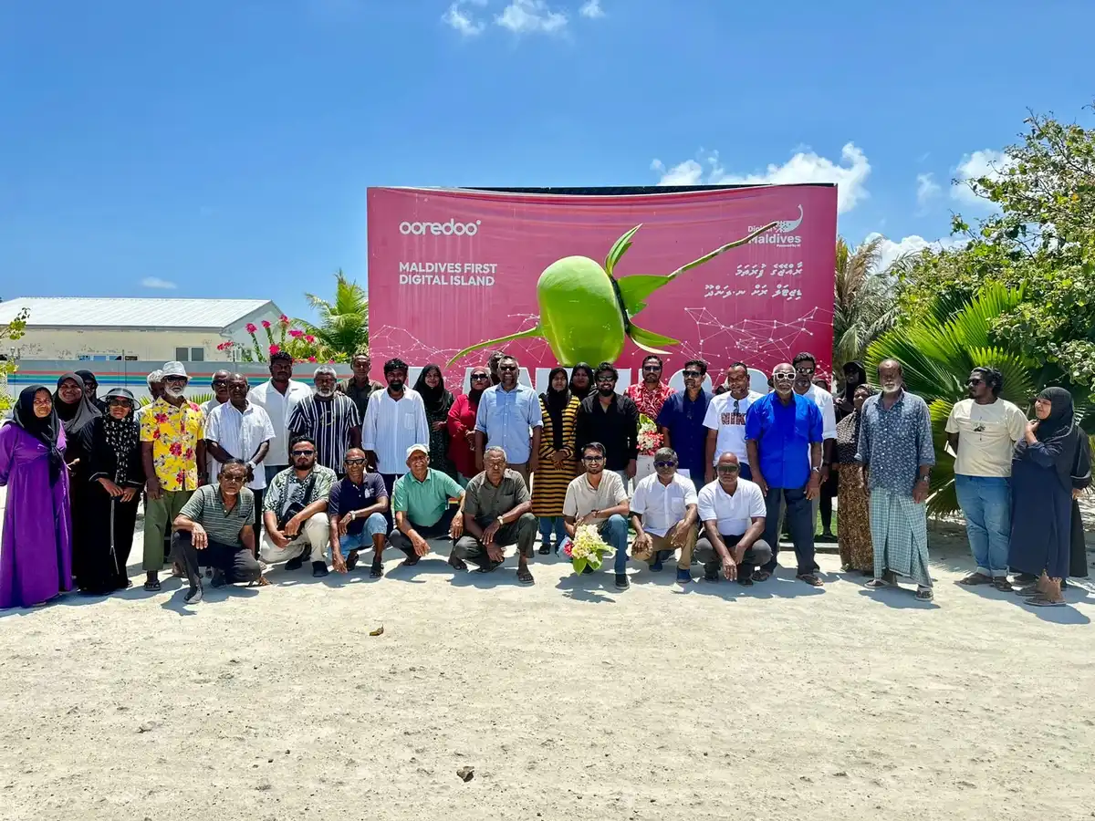 Protest held in N. Landhoo against the synchronization of two elections. | RaajjeMV