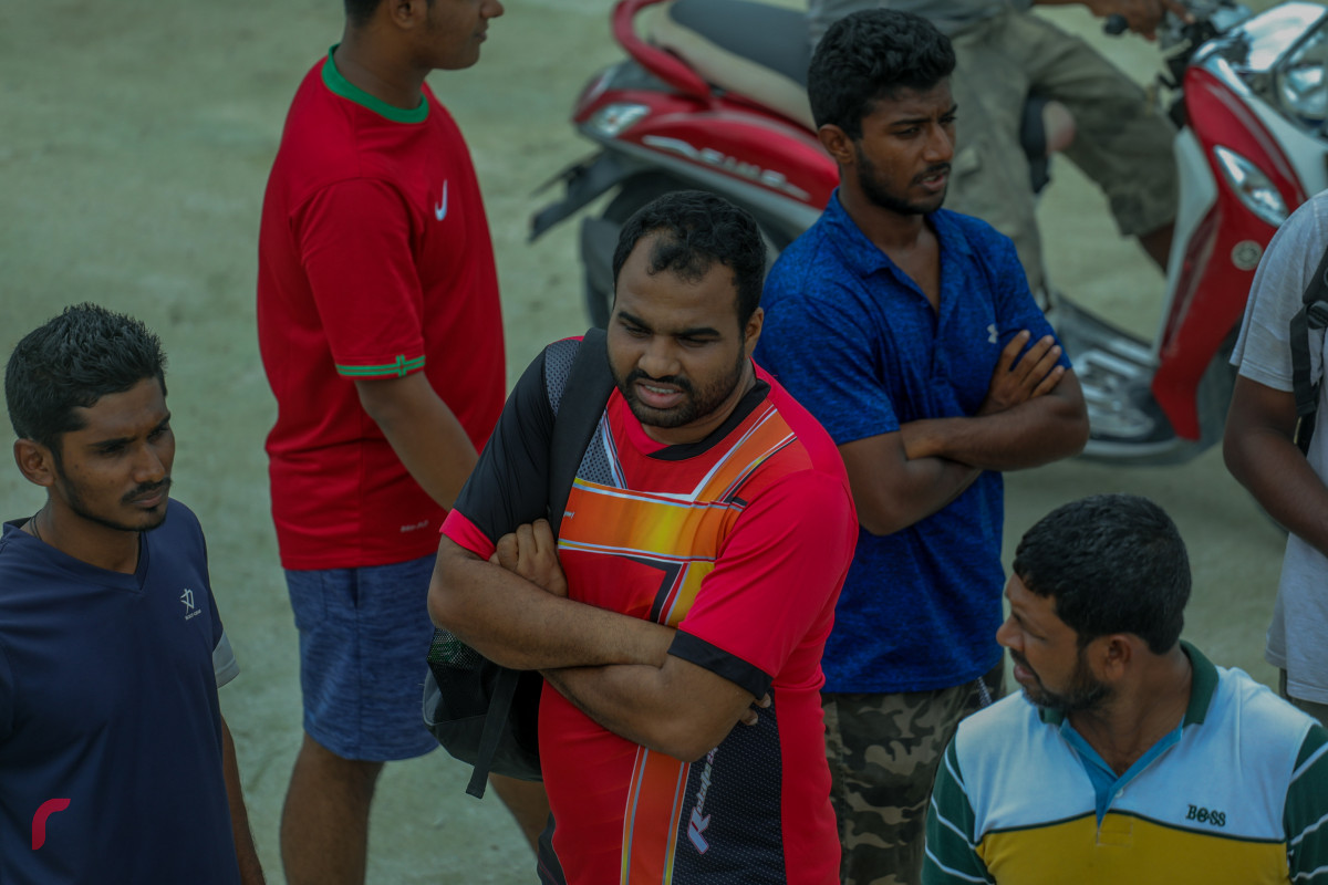 09 އޯގަސްޓް 2019/ ހއ.ހޯރަފުށި --ހޯރަފުއްޓަށް އީދަށް އައި މެހެމާނުންނަށް މަރުހަބާ ކިޔުމަށް ބޯޓު ކައިރިޔަށް ރައްޔިތުން ނިކުމެފައި-- ފޮޓޯ: ޝުއައިބް މުހައްމަދު