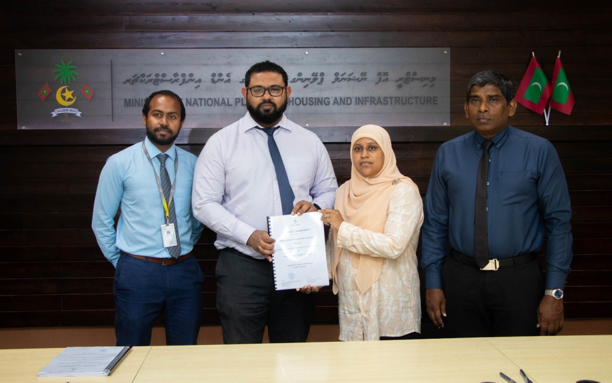 ގއ މާމެންދޫ މަގުތަކުގައި ތާރުއެޅުން