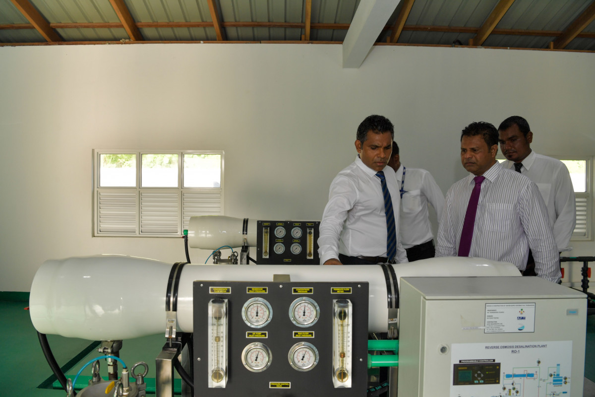 22 ޖޫން 2019 --ނައިބުރައީސް ވަނީ ތުރާކުނަށް ވަޑައިގެން އެރަށުގެ ސުކޫލުގެ އިތުރުން އެ ރަށު މުއައްސަސާތަކަށް ވަނީ ޒިޔާރަތް ކުރައްވާފައި-- ފޮޓޯ: ރައީސް އޮފީސް