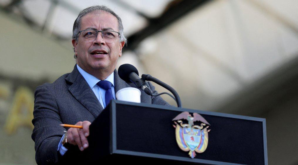 ކޮލަމްބިއާގެ ރައީސް ގުސްޓާވޯ ޕެޓްރޯ