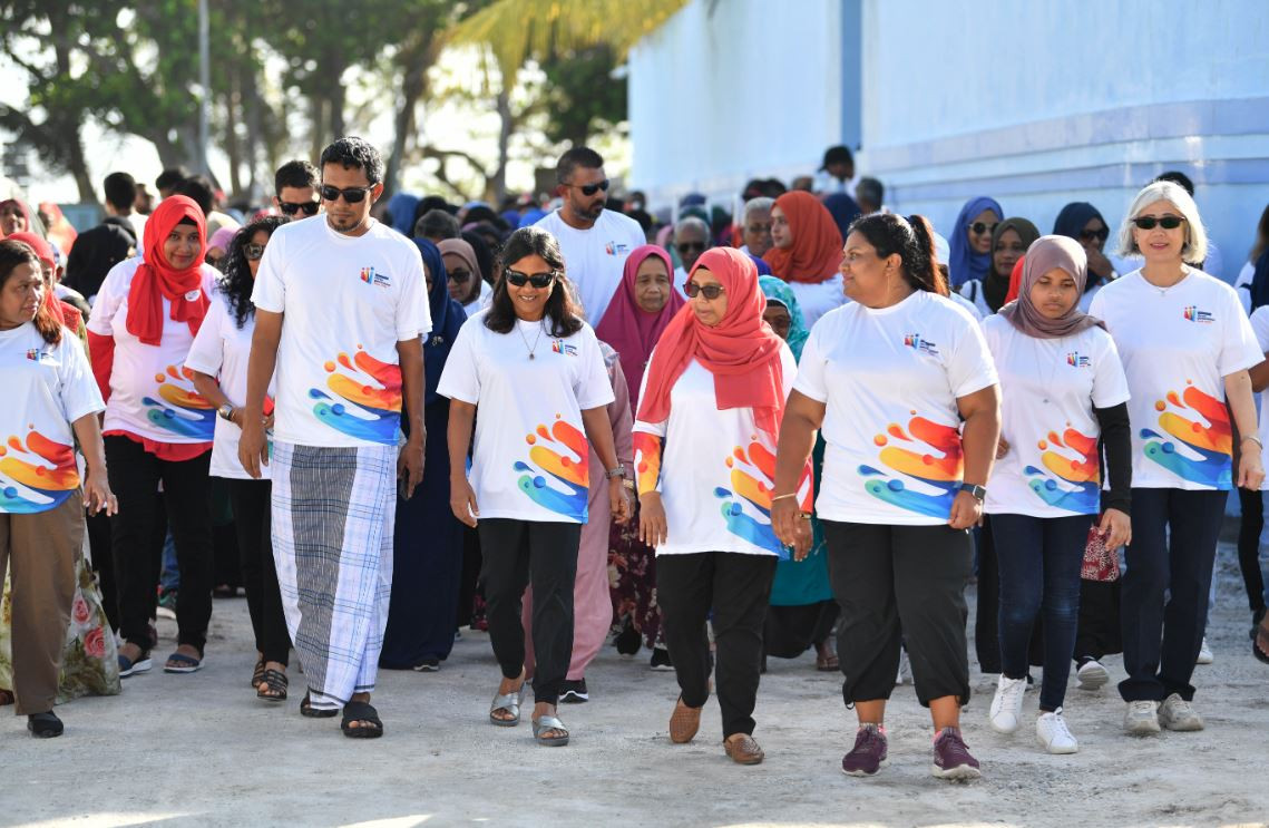 First Lady Fazna Ahmed participated in the three-generation walk held in Fuvahmulah City