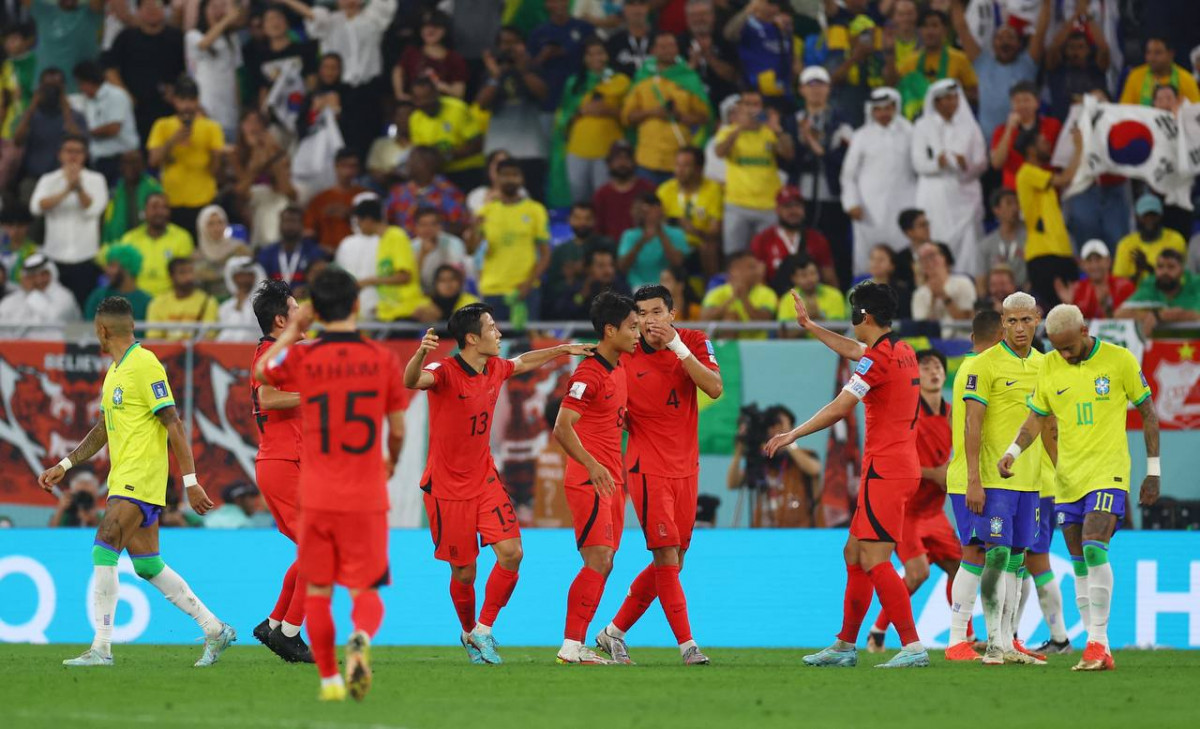 ބްރެޒިލް އަދި ކޮރެއާ ކުޅުނު މެޗުގެ ތެރެއިން - ފޮޓޯ: ރޮއިޓާސް