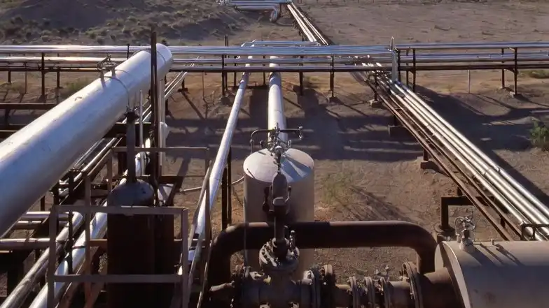 އިރާގުގެ ބޮޑު ތެޔޮ ވަޅެއް ކަމަށްވާ ރުމައިލާ އޮއިލްފީލްޑުން ދުވާލަކު އުފައްދާ ތެލުގެ މިންވަރުން 700،000 ފީފާ ވަނީ މަދުކޮށްފަ.