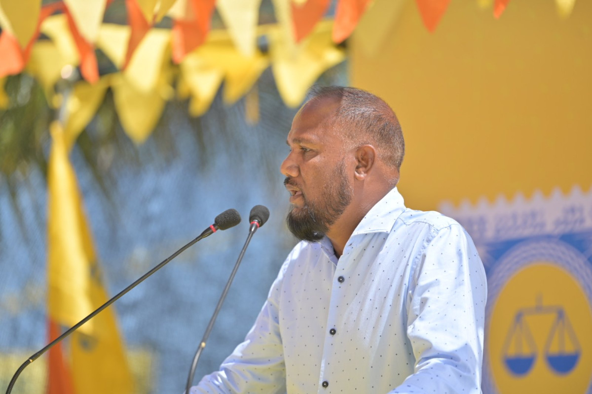 އެމްޑީއޭގެ ނާއިބު ލީޑަރު އަދި ކެނދިކުޅުދޫ ދާއިރާގެ ކުރީގެ މެންބަރު އަލީ މައުރޫފް