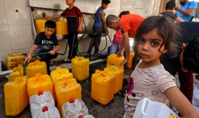 ޣައްޒާގެ ކުޑަކުއްޖަކު ފެން ބަލައި ގޮސް