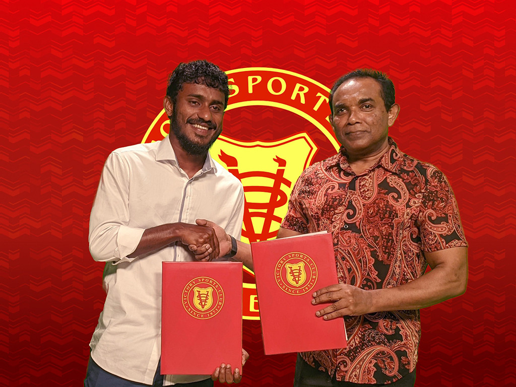 ފައިޓޯ ވިކްޓްރީއަށް ސޮއިކުރުމަށްފަހު: ފޮޓޯ-ވިކްޓްރީ