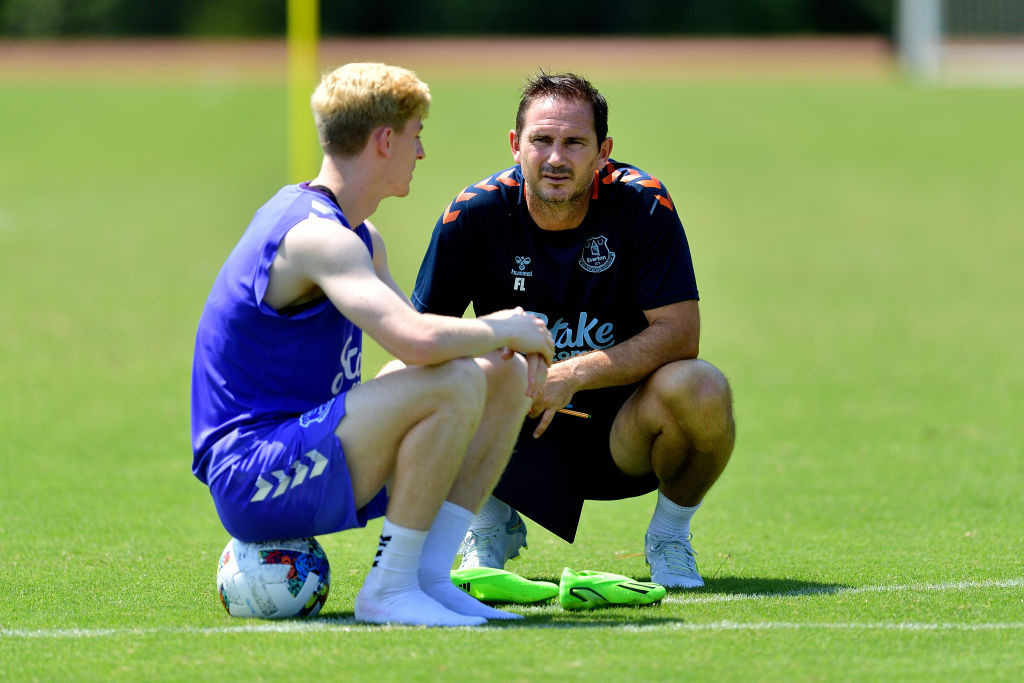 ލަމްޕާޑު އަދި ގޯޑަން 