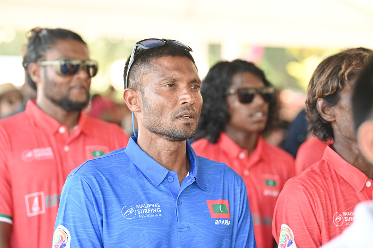 ރާއްޖޭގެ ސާފިންގ ޓީމްގެ ކެޕްޓަން ހުސައިން އަރީފް