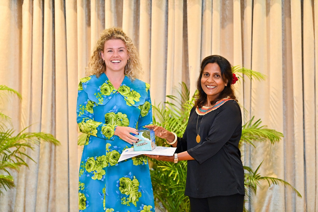 First Lady Fazna attended the closing ceremony of the International Joint Conference for Healthcare Professionals, on Wednesda