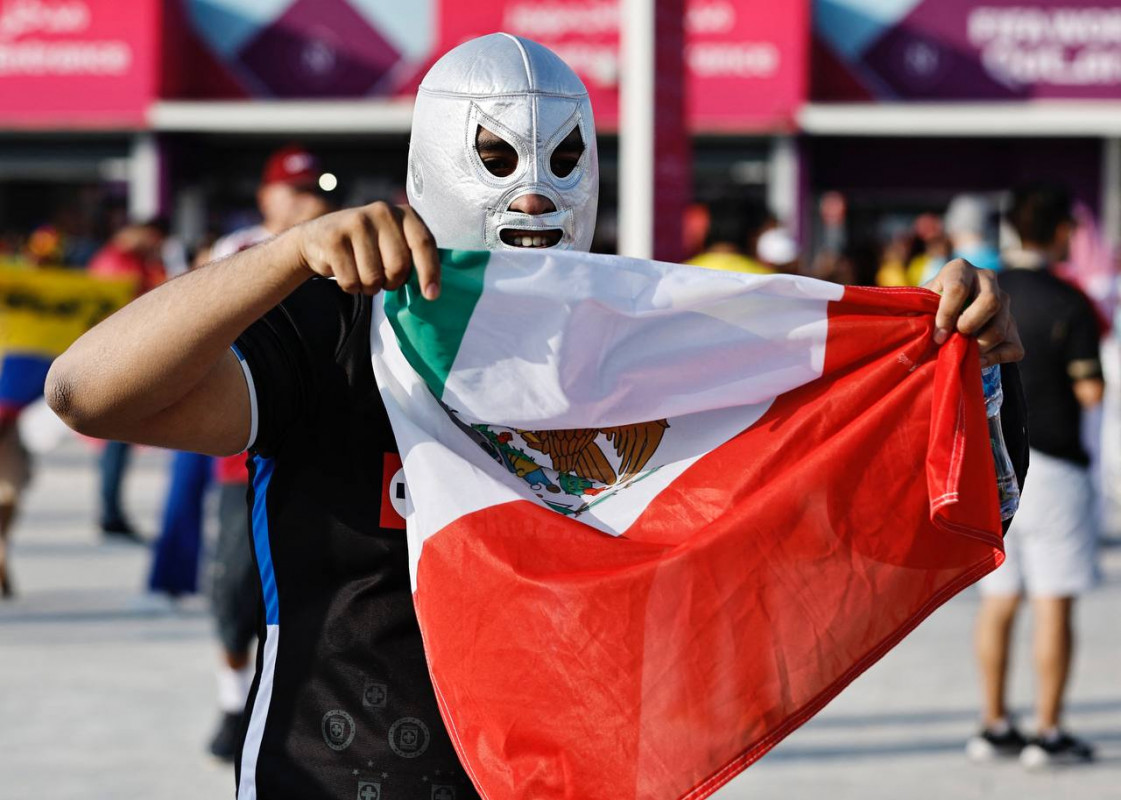 ގަތަރާއި އިކުއެޑޯ މެޗަށް ސަޕޯޓަރުން ތައްޔާރުވަނީ: ފޮޓޯ - ރޮއިޓާސް