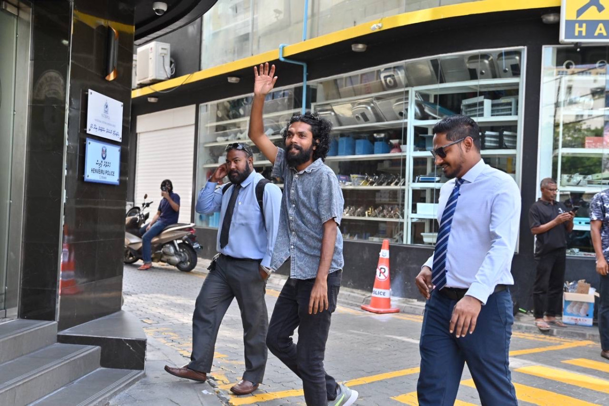 ޝާފިއު (ތުއްތު) ފުލުހަށް ހާޒިރުކުރުމުގެ ތެރެއިން