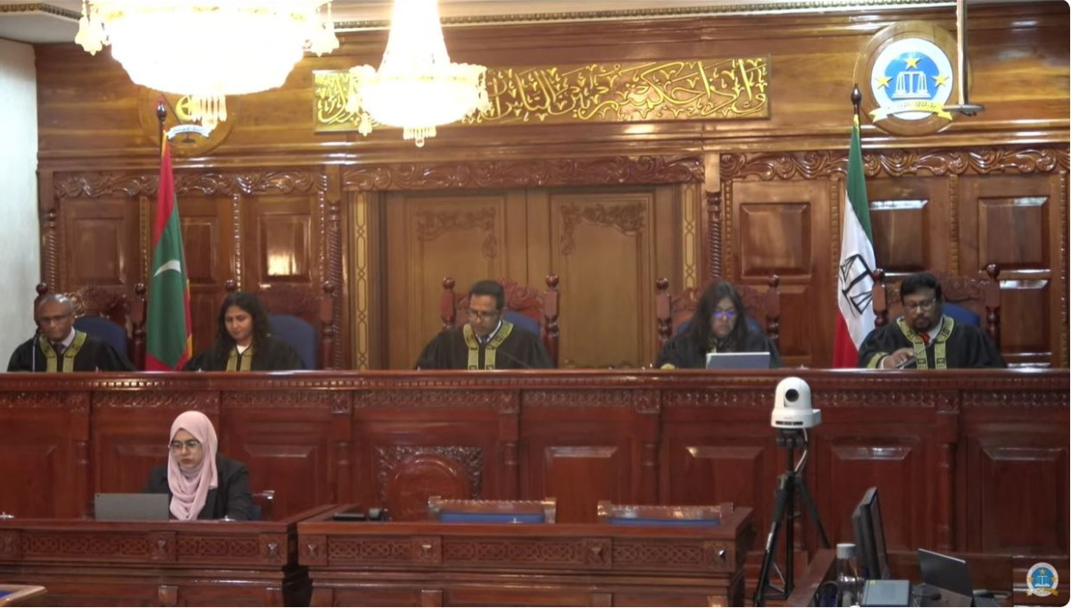 ސުޕްރީމް ކޯޓުގައި ކުރިއަށް ދިޔަ އަޑުއެހުމުގެ ތެރެއިން