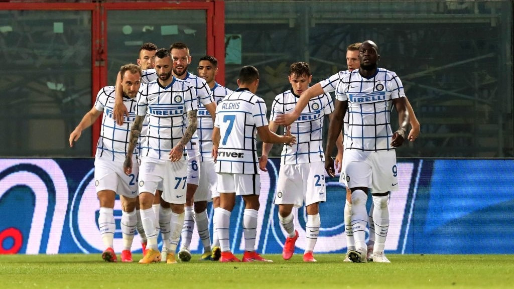 ކްރޮޓޯނޭ އާއި އިންޓަ ބައްދަލުކުރި މެޗުގެ ތެރެއިން: މި މެޗުން އިންޓަ މޮޅުވީ 2-0 ން