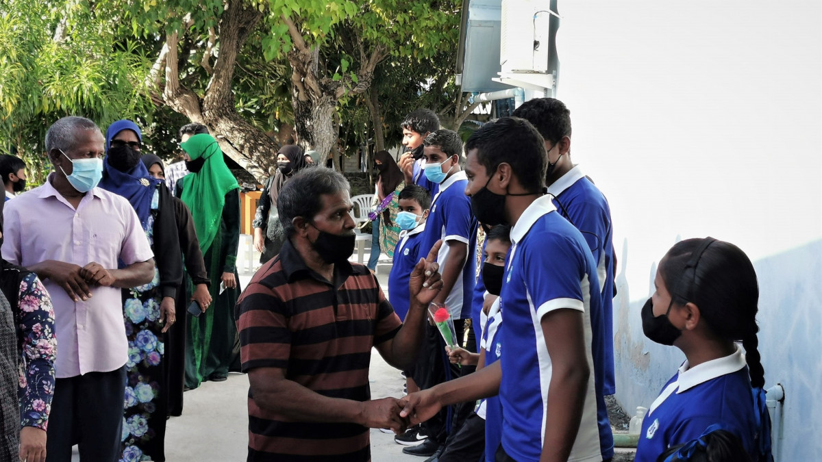 ގައުމީ މާމަ، ކާފަ ދުވަސް ފާހަގަ ކުރުމުގެ ގޮތުން ދޮންފަނު ސްކޫލުން ކުރިޔަށް ގެންދިޔަ ހަރަކާތްތަކުގެ ތެރެއިން - ފޮޓޯ: ދޮންފަނު ސްކޫލް