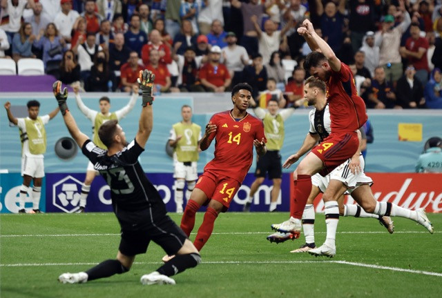 ޖަރުމަނާއި ސްޕެއިން ބައްދަލުކުރި މެޗުގެ ތެރެއިން