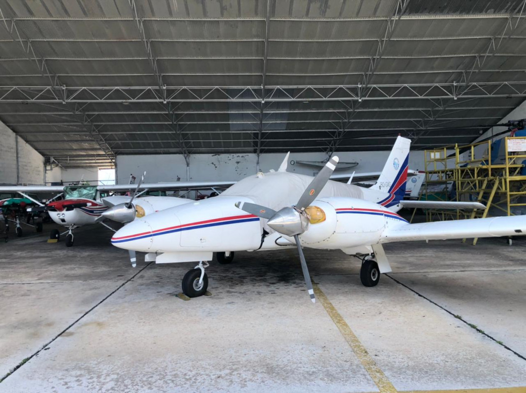 އައްޑު ފްލައިންގ ސްކޫލުގައި ބޭނުންކުރި ބޯޓެއް