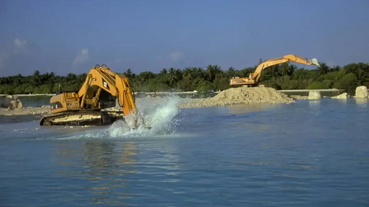 ރާއްޖޭގެ ރަށެއްގެ ފަޅު ކޮންނަނީ