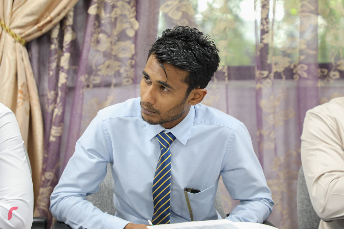 ސިޓީ ކައުންސިލްގެ މެމްބަރުން ހާޒިރުކޮށް، ބޭއްވި ލާމަރުކަޒީ ކޮމެޓީގެ ބައްދަލުވުން -- ފޮޓޯ: ޔޫސުފް ސޮފްވާން