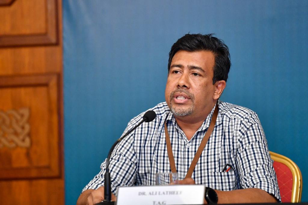 ޑރ އަލީ ލަތީފް