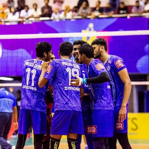 ޕޮލިސް ކުލަބް ކުޅުނު މެޗެއްގެ ތެރެއިން