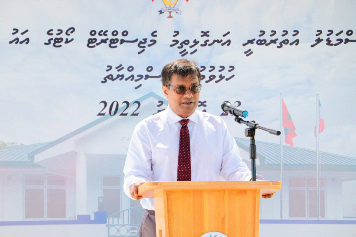 އަނގޮޅިތީމު މެޖިސްޓްރޭޓް ކޯޓުގެ އައު އިމާރާތް ހުޅުވުމުގެ ރަސްމިއްޔާތުގައި އުއްތަމަ ފަނޑިޔާރު އަހުމަދު މުއުތަސިމް އަދުނާން ވާހަކަފުޅުދައްކަވަނީ