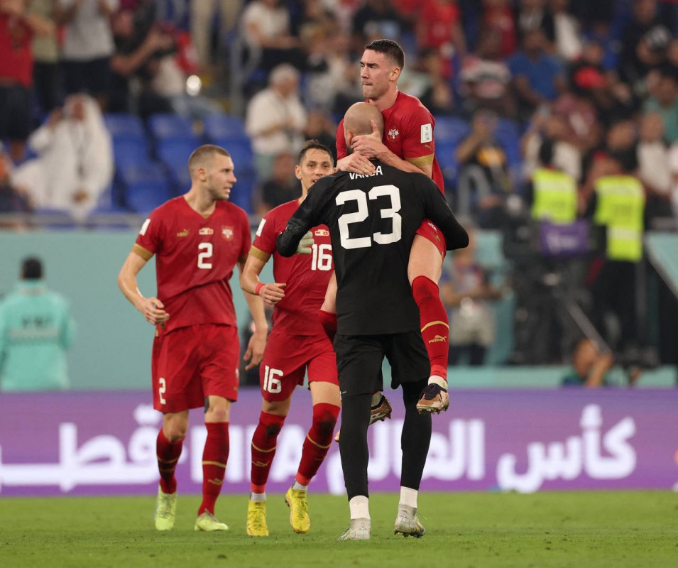 ސްވިޓްޒަލަންޑް އަދި ސަރބިއާ ކުޅުނު މެޗުގެ ތެރެއިން - ފޮޓޯ: ރޮއިޓާސް