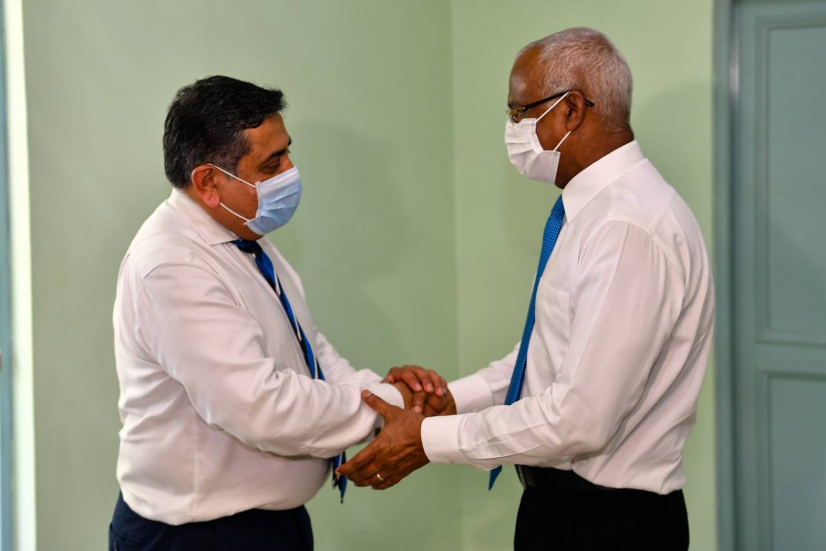 Lord (Tariq) Ahmad of Wimbledon paid a courtesy call on the president on Saturday afternoon, in Felivaru island