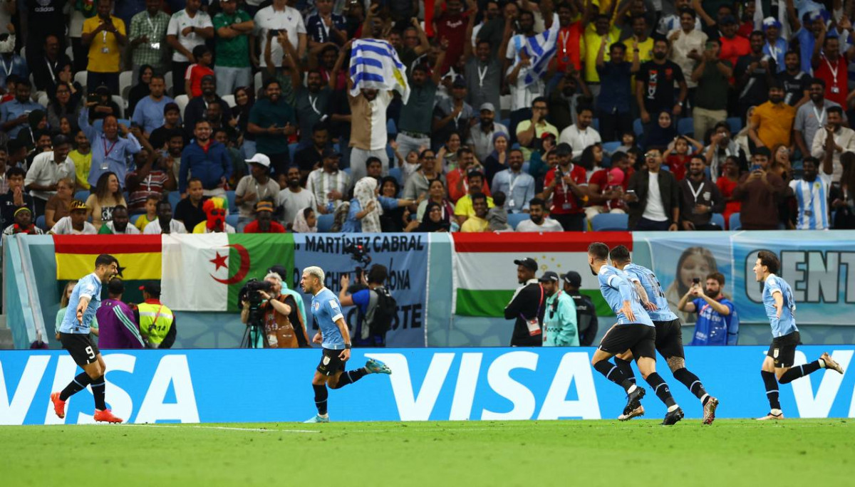 އުރުގުއޭ އަދި ގާނާ ބައްދަލު ކުރި މެޗުގެ ތެރެއިން - ފޮޓޯ: ރޮއިޓާސް