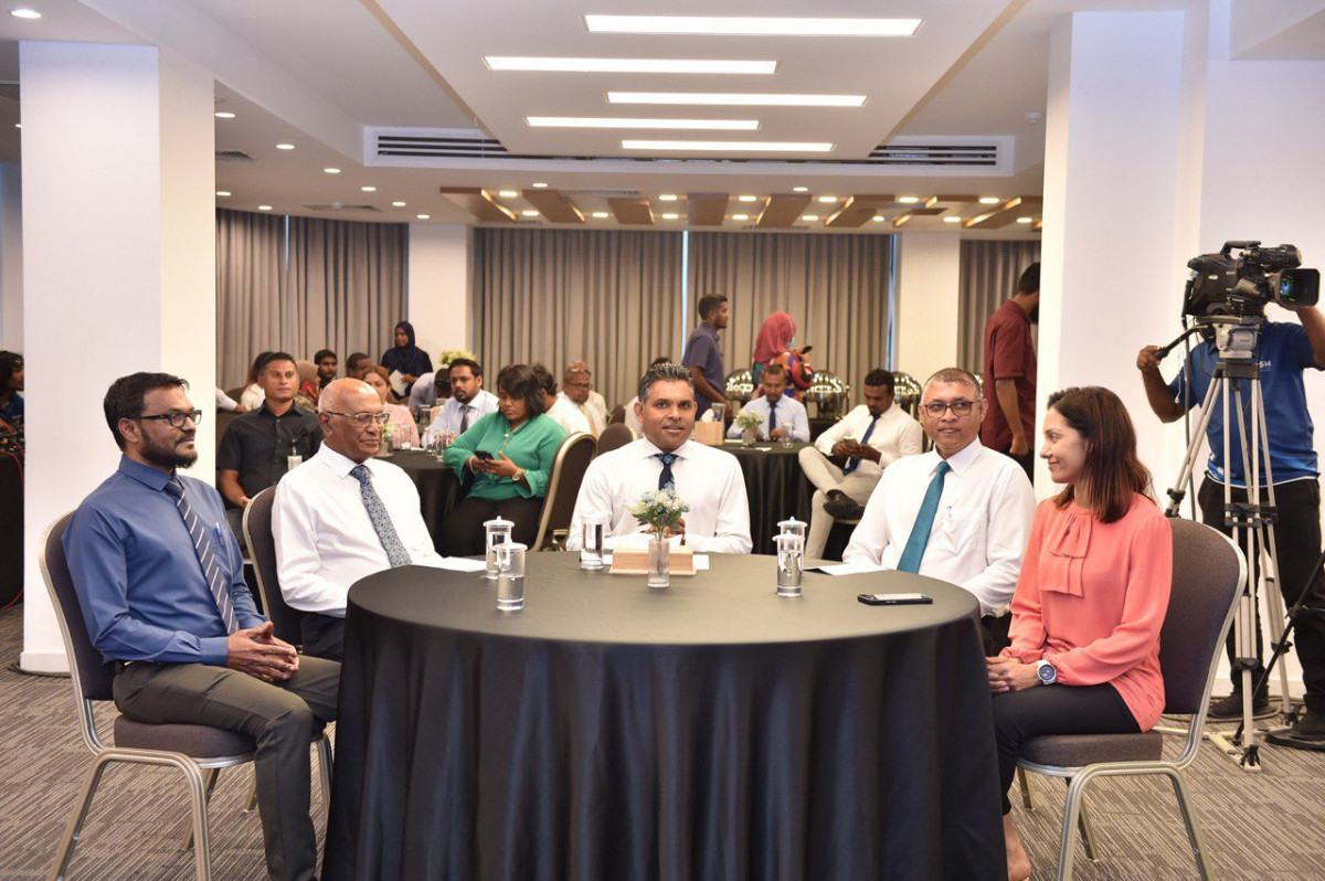 ޞިއްޙީ ދާއިރާ ޑިޖިޓަލައިޒްކޮށް އައިޓީ އިންފްރާސްޓްރަކްޗަރ ތަރައްޤީކުރުމަށް ސަރުކާރުން ކުރިއަށްގެންދާ މަސައްކަތުގެ ތެރެއިން