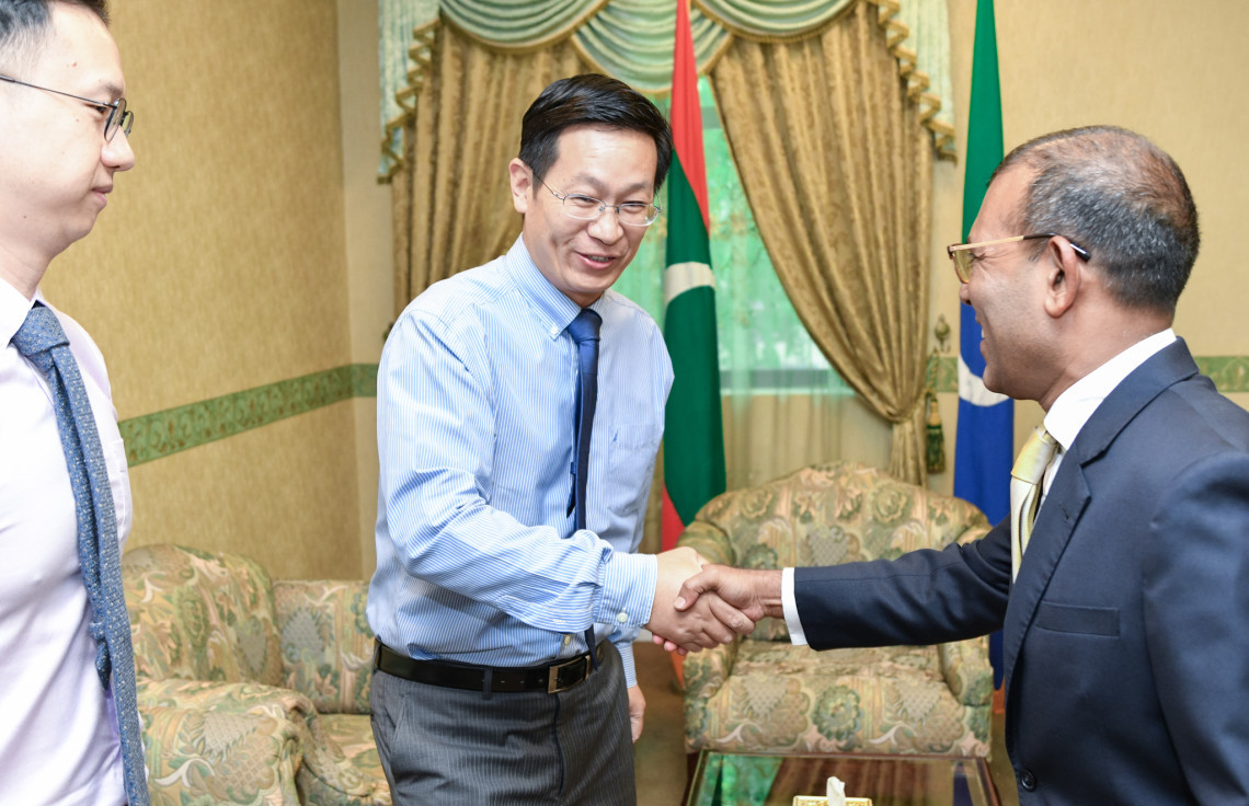 Chinese Ambassador to Maldives, Zhang Lizhong, with Speaker Mohamed Nasheed