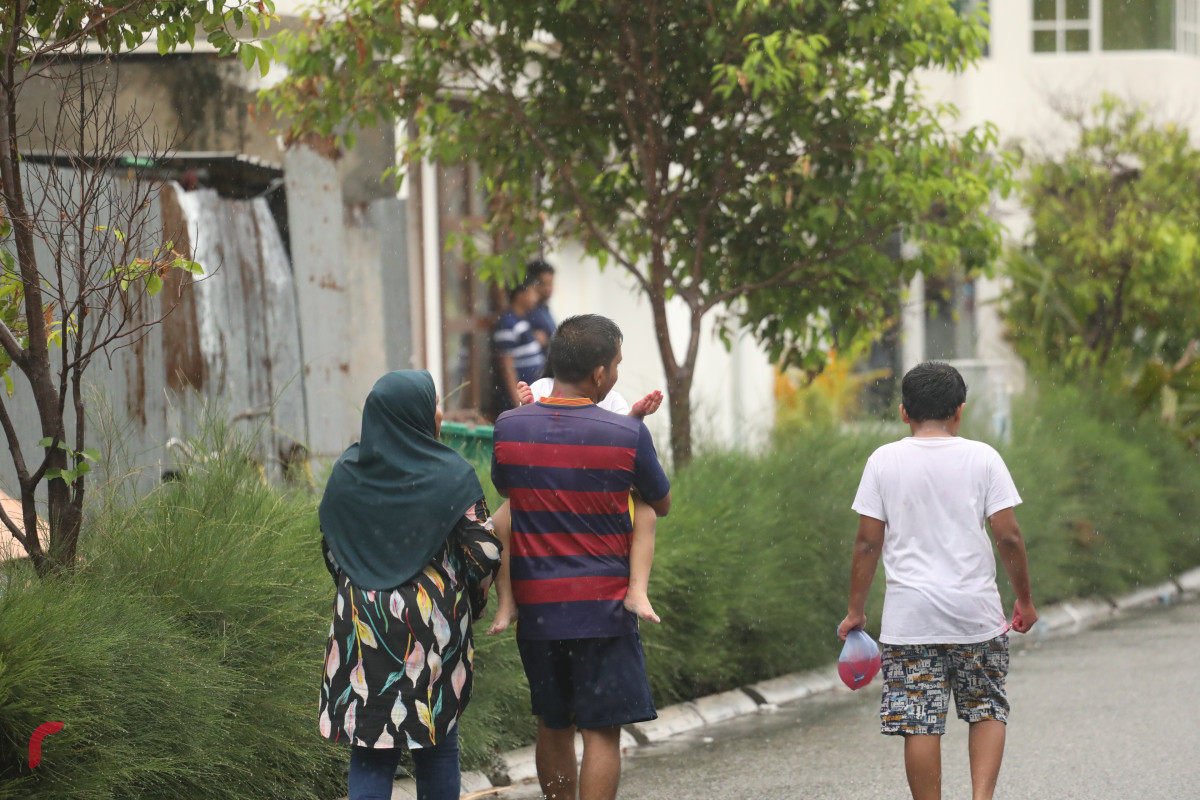 04 ޖޫން 2019 -- ފެން ކުޅި ކުޅެމުންދާ ބައެއް މަންޒަރުތައް، ހުޅުމާލެ ފަތާ ޓްރެކް ސަރަހައްދު-- ފޮޓޯ: ޝުއައިބް މުހައްމަދު