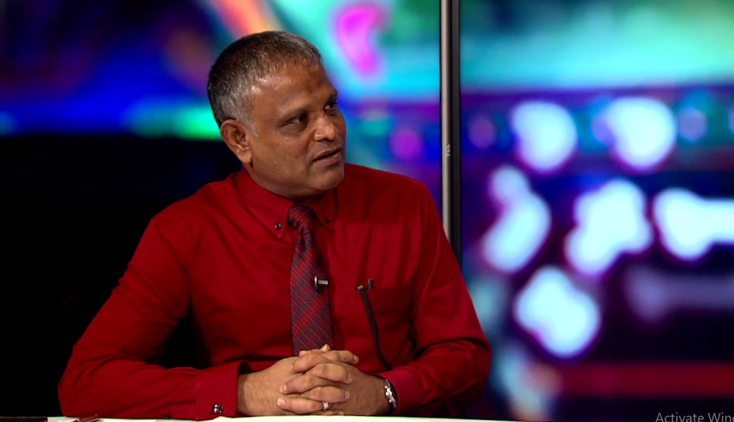 މިނިސްޓަރ އޮފް ހަޔަރ އެޑިއުކޭޝަން ޑރ އިބްރާހިމް ހަސަން ފަލަސުރުހީ ޕްރޮގުރާމްގައި ވާހަކަ ދައްކަވަނީ